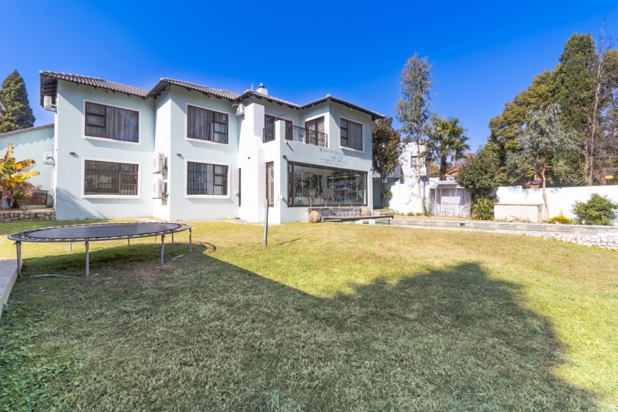 To Let 4 Bedroom Property for Rent in Bryanston Gauteng