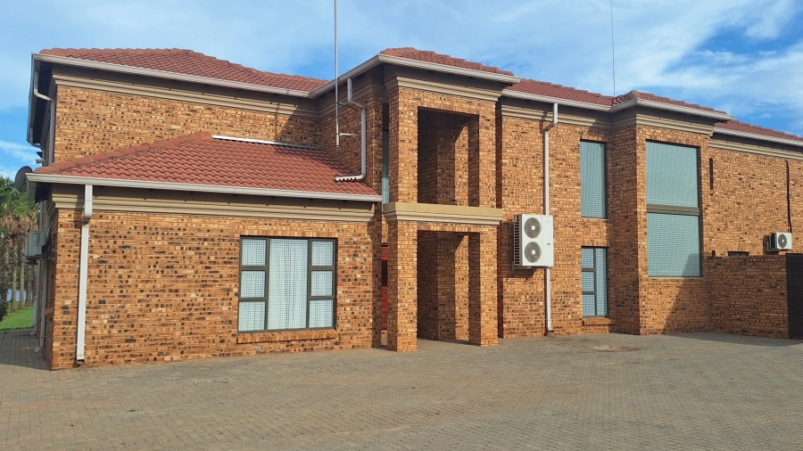 4 Bedroom Property for Sale in Marlbank Gauteng