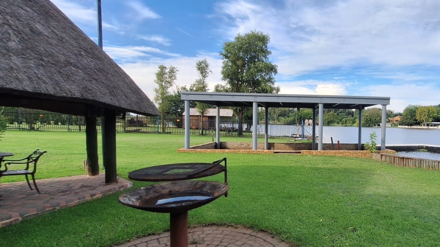 4 Bedroom Property for Sale in Marlbank Gauteng