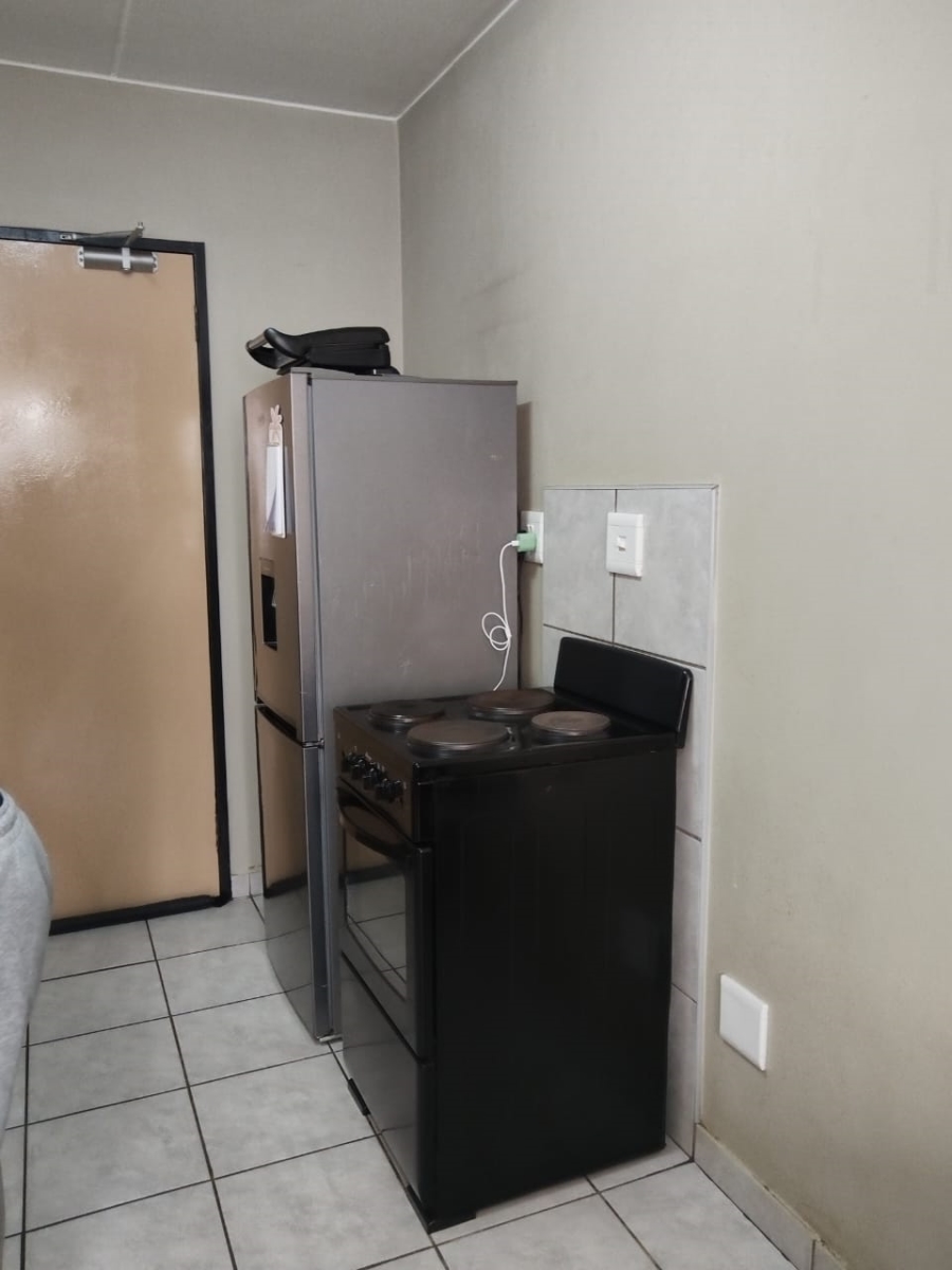 To Let 2 Bedroom Property for Rent in Sky City Gauteng