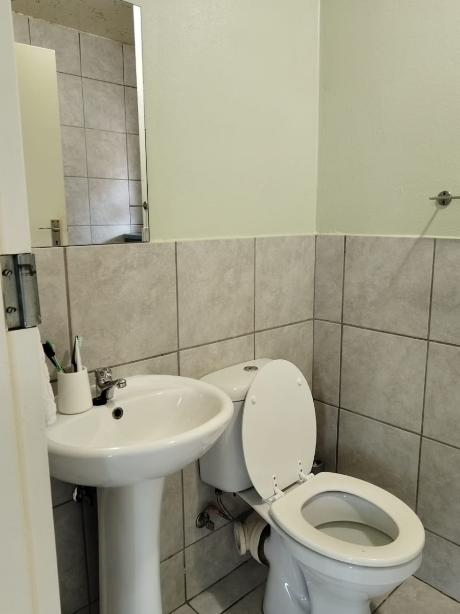 To Let 2 Bedroom Property for Rent in Sky City Gauteng