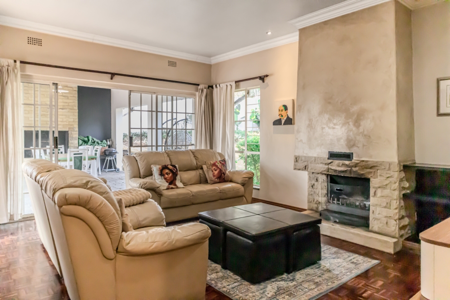 To Let 3 Bedroom Property for Rent in Parkmore Gauteng