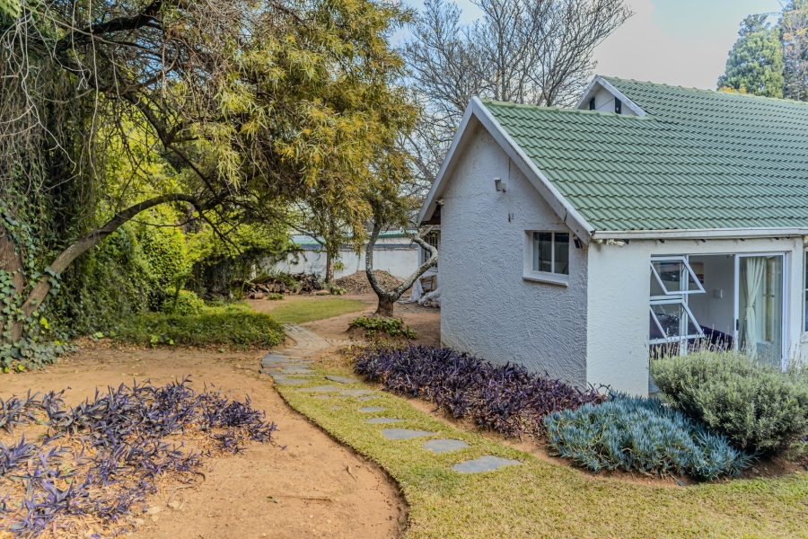 To Let 3 Bedroom Property for Rent in Parkmore Gauteng