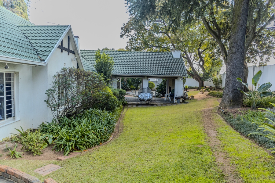 To Let 3 Bedroom Property for Rent in Parkmore Gauteng