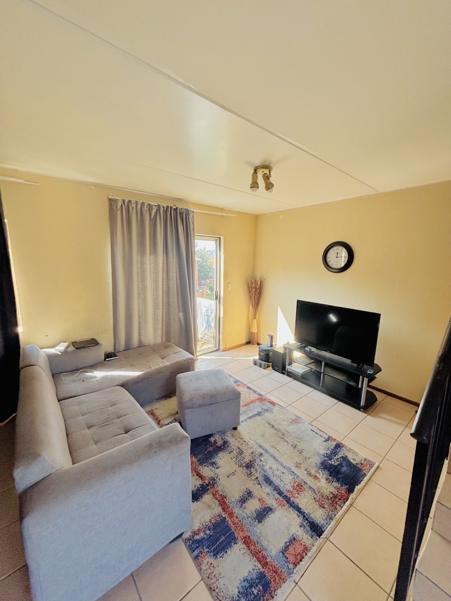 2 Bedroom Property for Sale in Halfway Gardens Gauteng