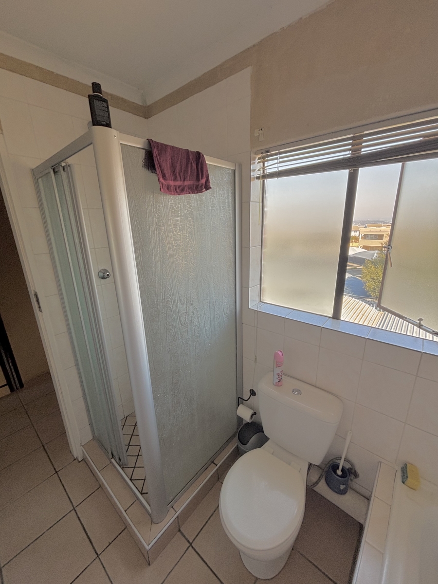 2 Bedroom Property for Sale in Halfway Gardens Gauteng