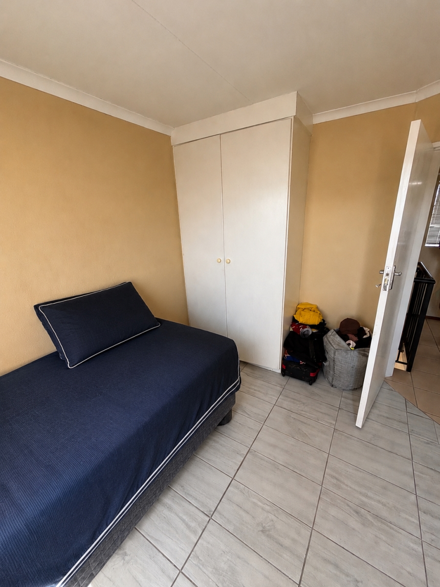 2 Bedroom Property for Sale in Halfway Gardens Gauteng