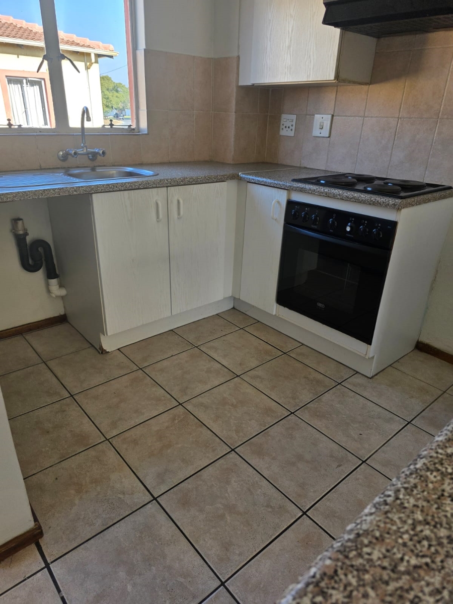 2 Bedroom Property for Sale in North Riding Gauteng