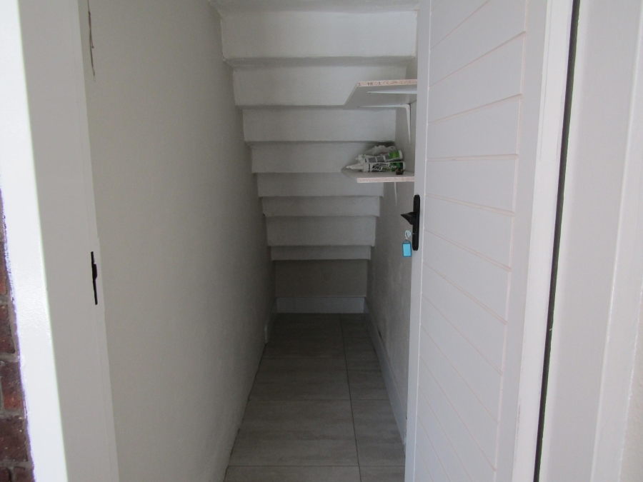 To Let 3 Bedroom Property for Rent in Mondeor Gauteng