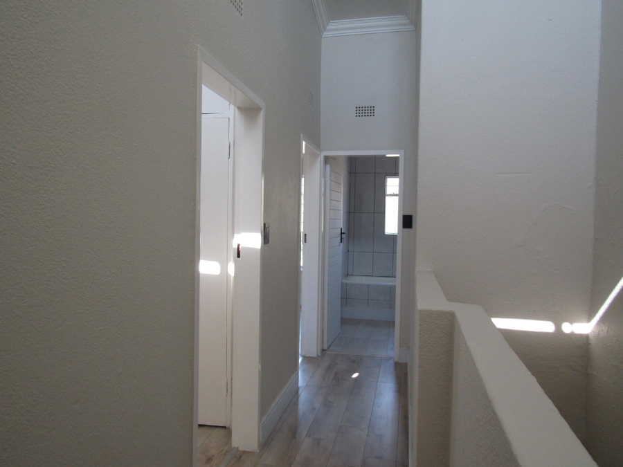 To Let 3 Bedroom Property for Rent in Mondeor Gauteng