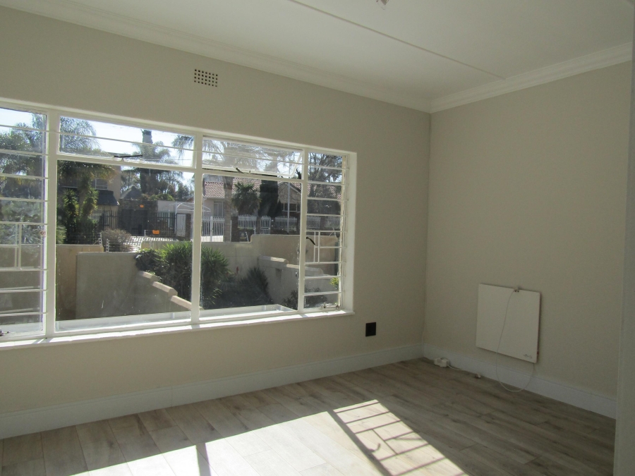 To Let 3 Bedroom Property for Rent in Mondeor Gauteng