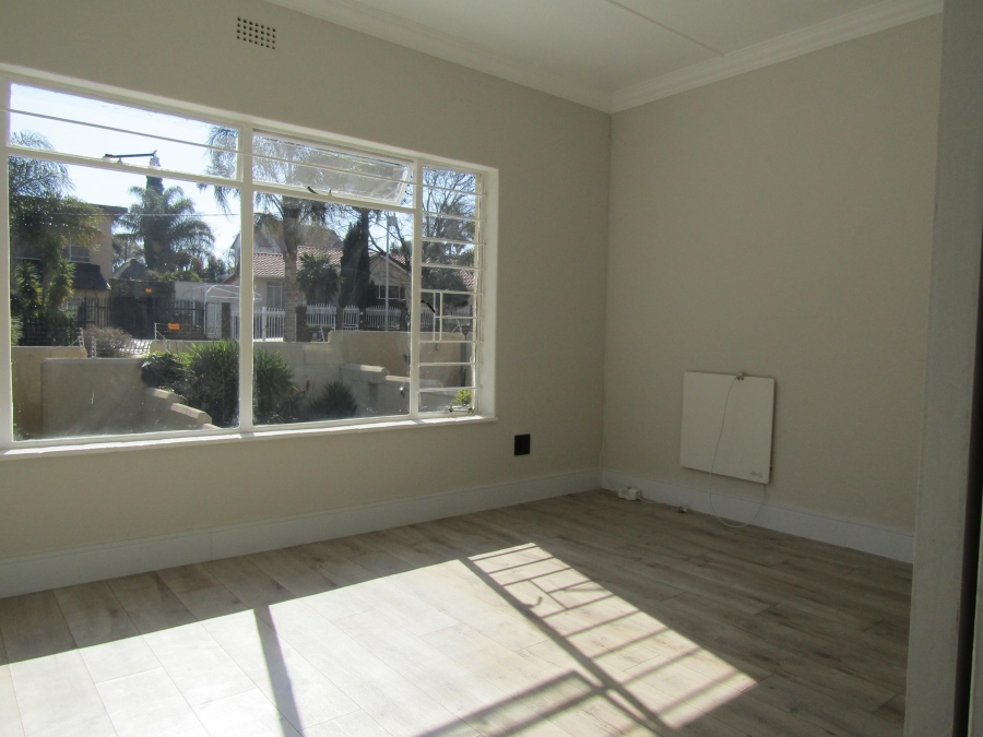 To Let 3 Bedroom Property for Rent in Mondeor Gauteng