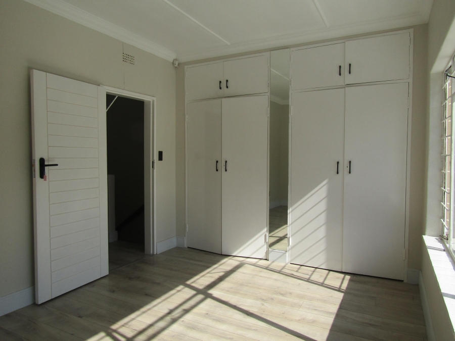 To Let 3 Bedroom Property for Rent in Mondeor Gauteng