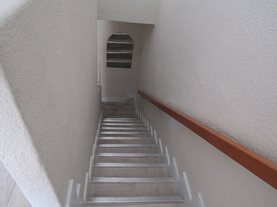 To Let 3 Bedroom Property for Rent in Mondeor Gauteng