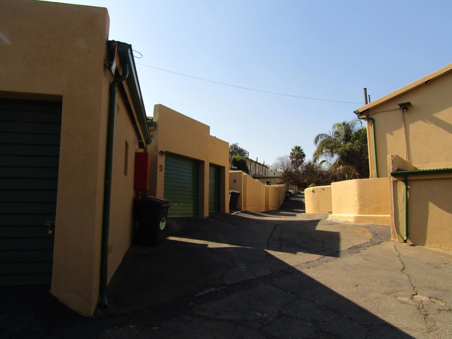 To Let 3 Bedroom Property for Rent in Mondeor Gauteng