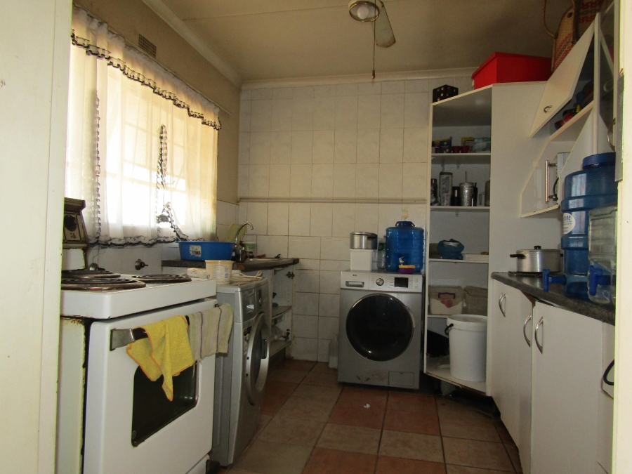 2 Bedroom Property for Sale in Windsor East Gauteng