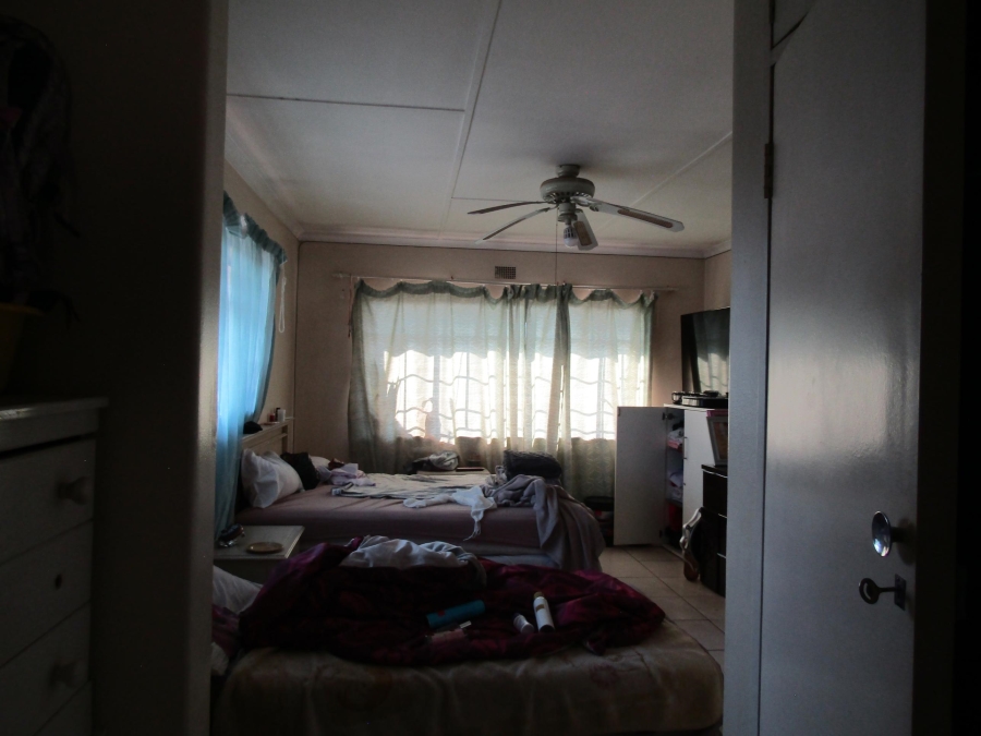 2 Bedroom Property for Sale in Windsor East Gauteng