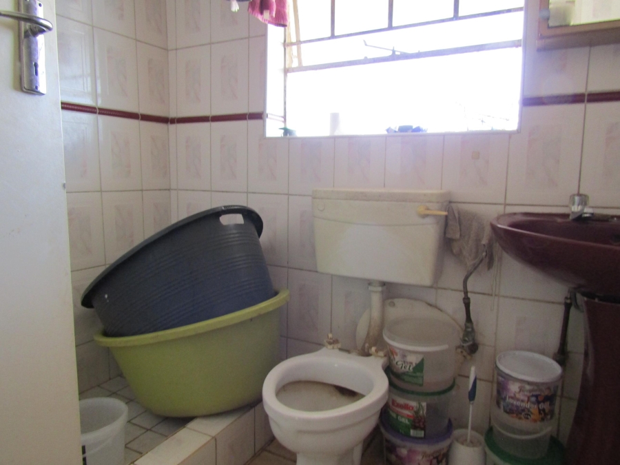 2 Bedroom Property for Sale in Windsor East Gauteng