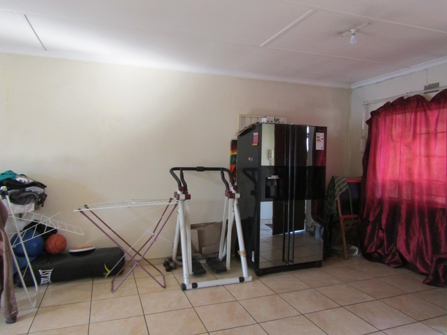 2 Bedroom Property for Sale in Windsor East Gauteng