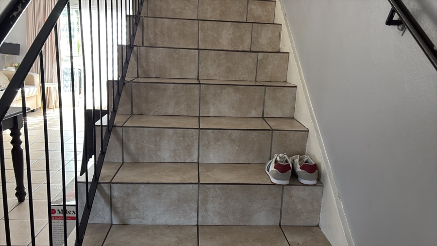 2 Bedroom Property for Sale in Windsor Gauteng