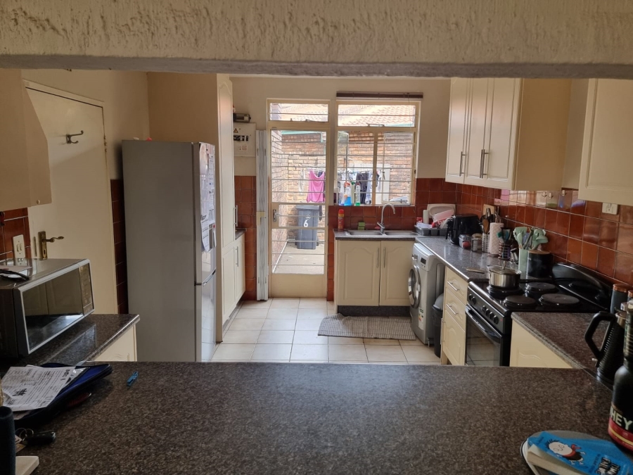 3 Bedroom Property for Sale in Halfway Gardens Gauteng
