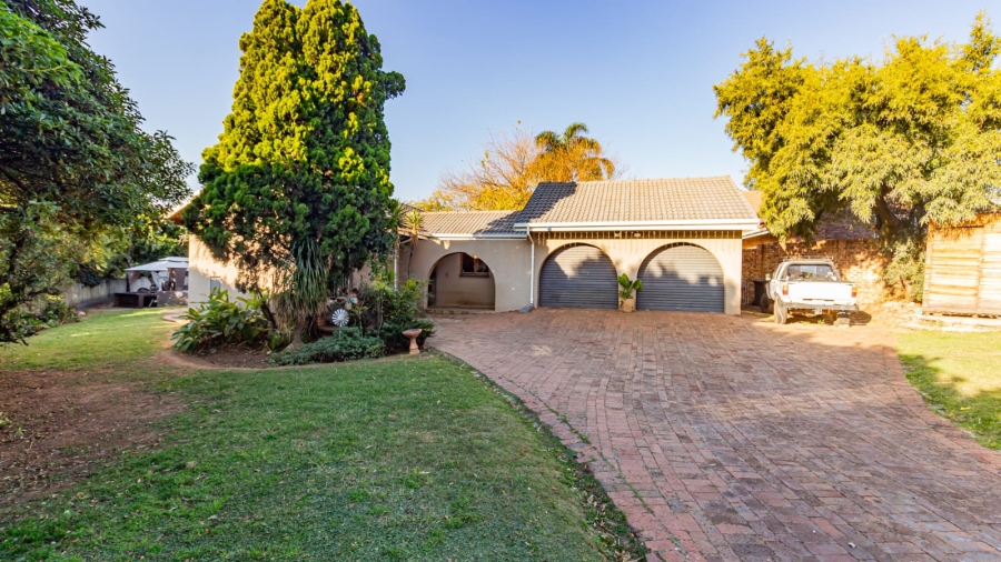 3 Bedroom Property for Sale in Isandovale Gauteng