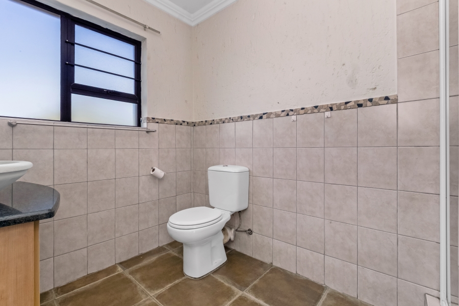 To Let 2 Bedroom Property for Rent in Fourways Gauteng