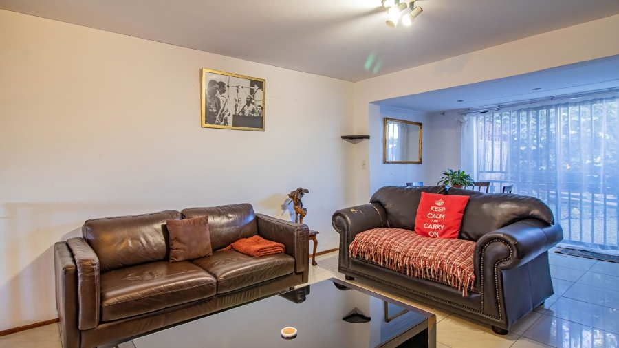 2 Bedroom Property for Sale in Ridgeway Gauteng