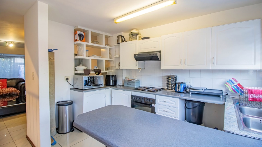 2 Bedroom Property for Sale in Ridgeway Gauteng