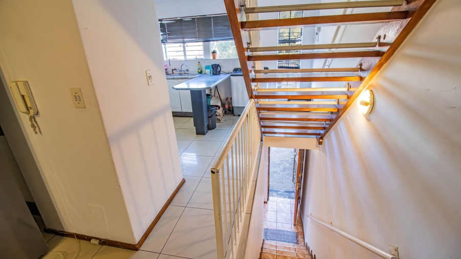 2 Bedroom Property for Sale in Ridgeway Gauteng