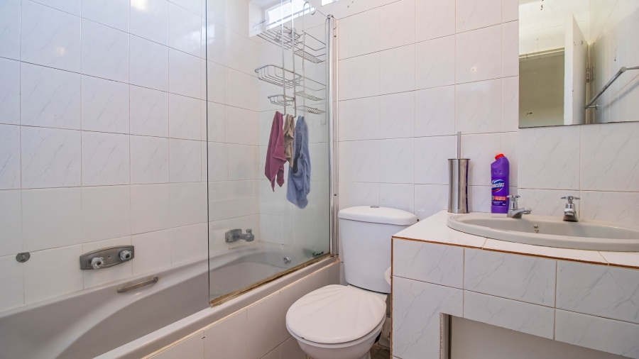 2 Bedroom Property for Sale in Ridgeway Gauteng