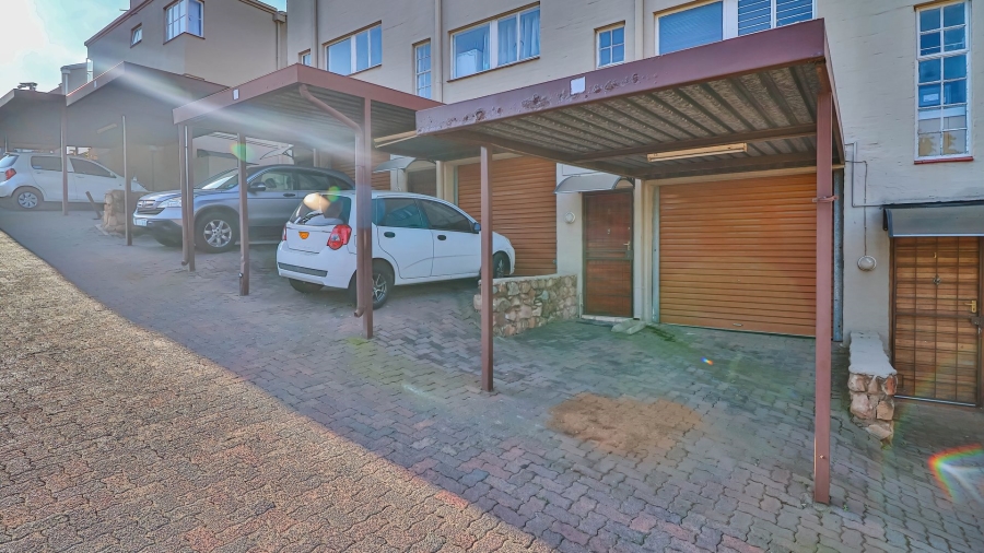 2 Bedroom Property for Sale in Ridgeway Gauteng