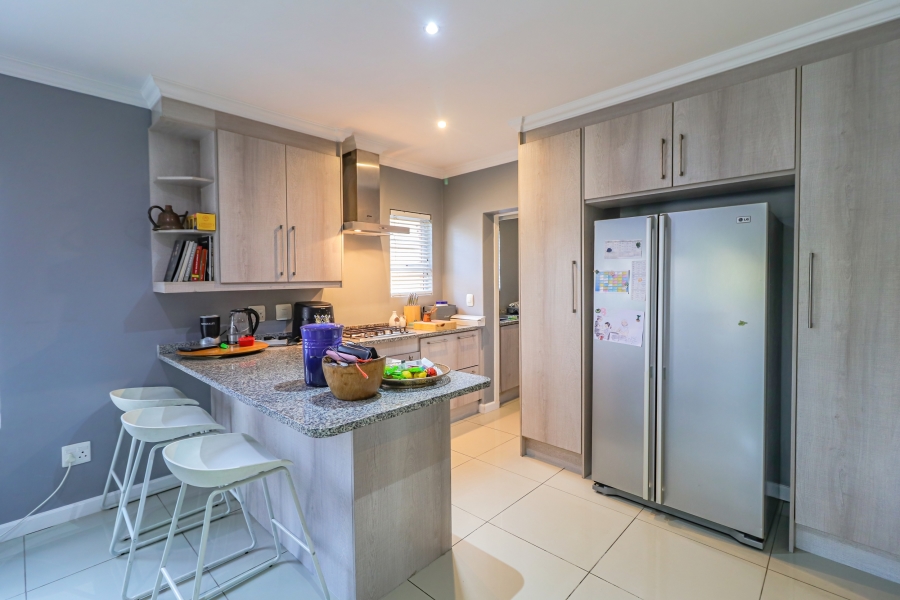 To Let 3 Bedroom Property for Rent in Victory Park Gauteng
