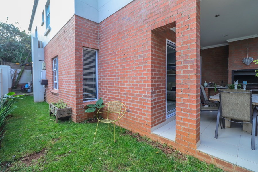 To Let 3 Bedroom Property for Rent in Victory Park Gauteng