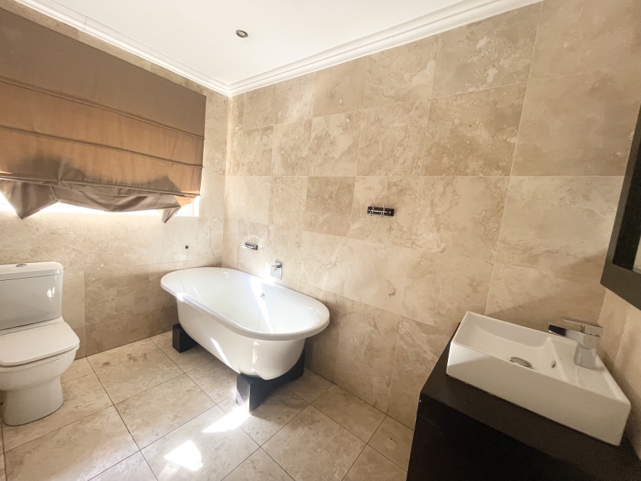 3 Bedroom Property for Sale in Northcliff Gauteng
