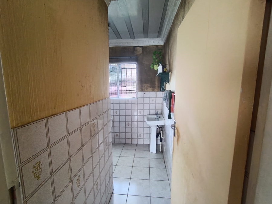 To Let 3 Bedroom Property for Rent in Modder East Gauteng
