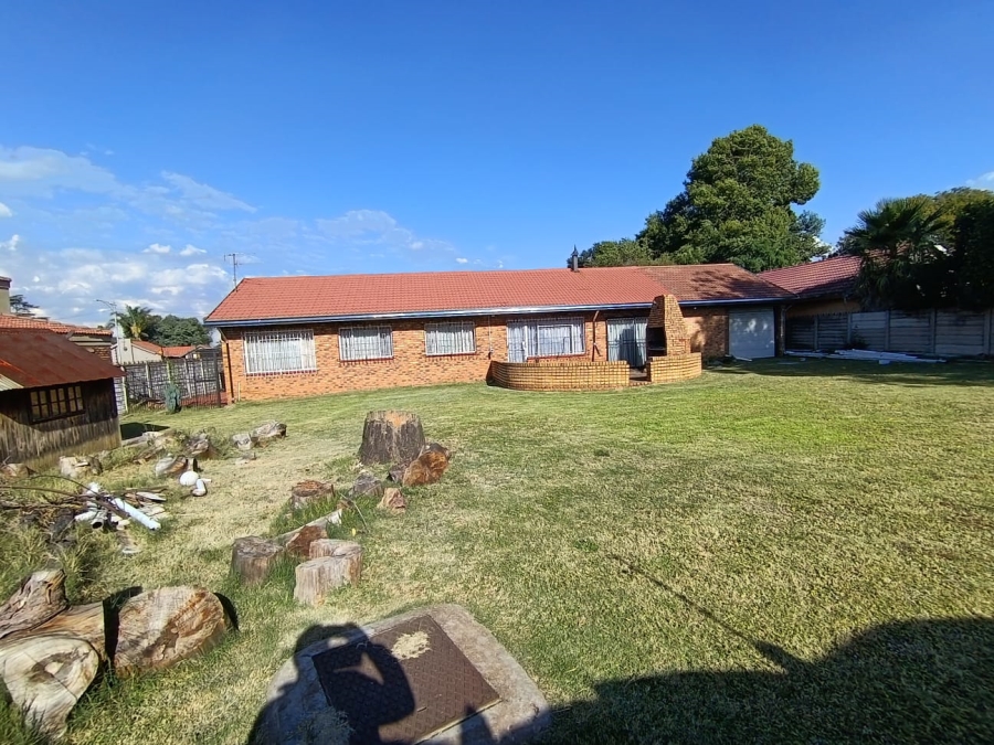 To Let 3 Bedroom Property for Rent in Modder East Gauteng