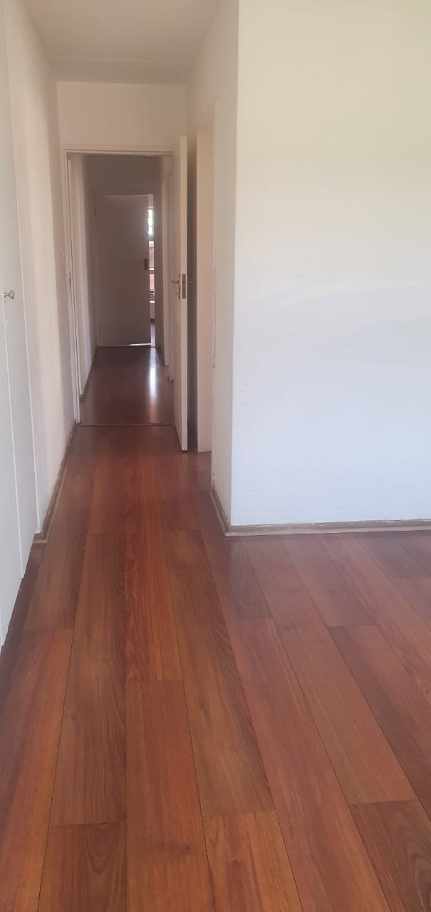 To Let 3 Bedroom Property for Rent in Mondeor Gauteng