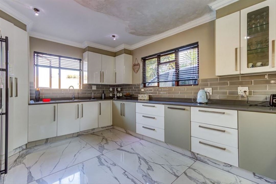 4 Bedroom Property for Sale in Parkrand Gauteng