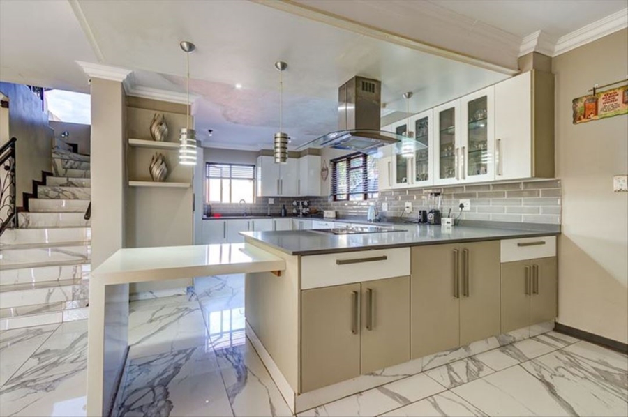 4 Bedroom Property for Sale in Parkrand Gauteng