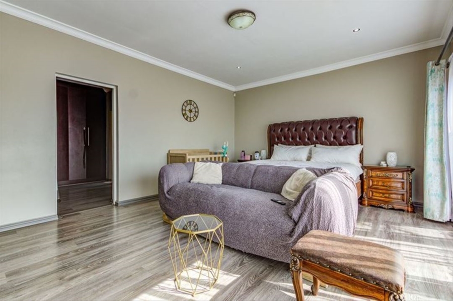 4 Bedroom Property for Sale in Parkrand Gauteng