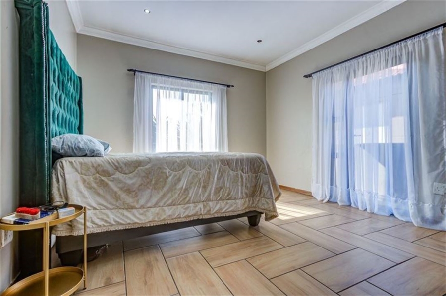 4 Bedroom Property for Sale in Parkrand Gauteng