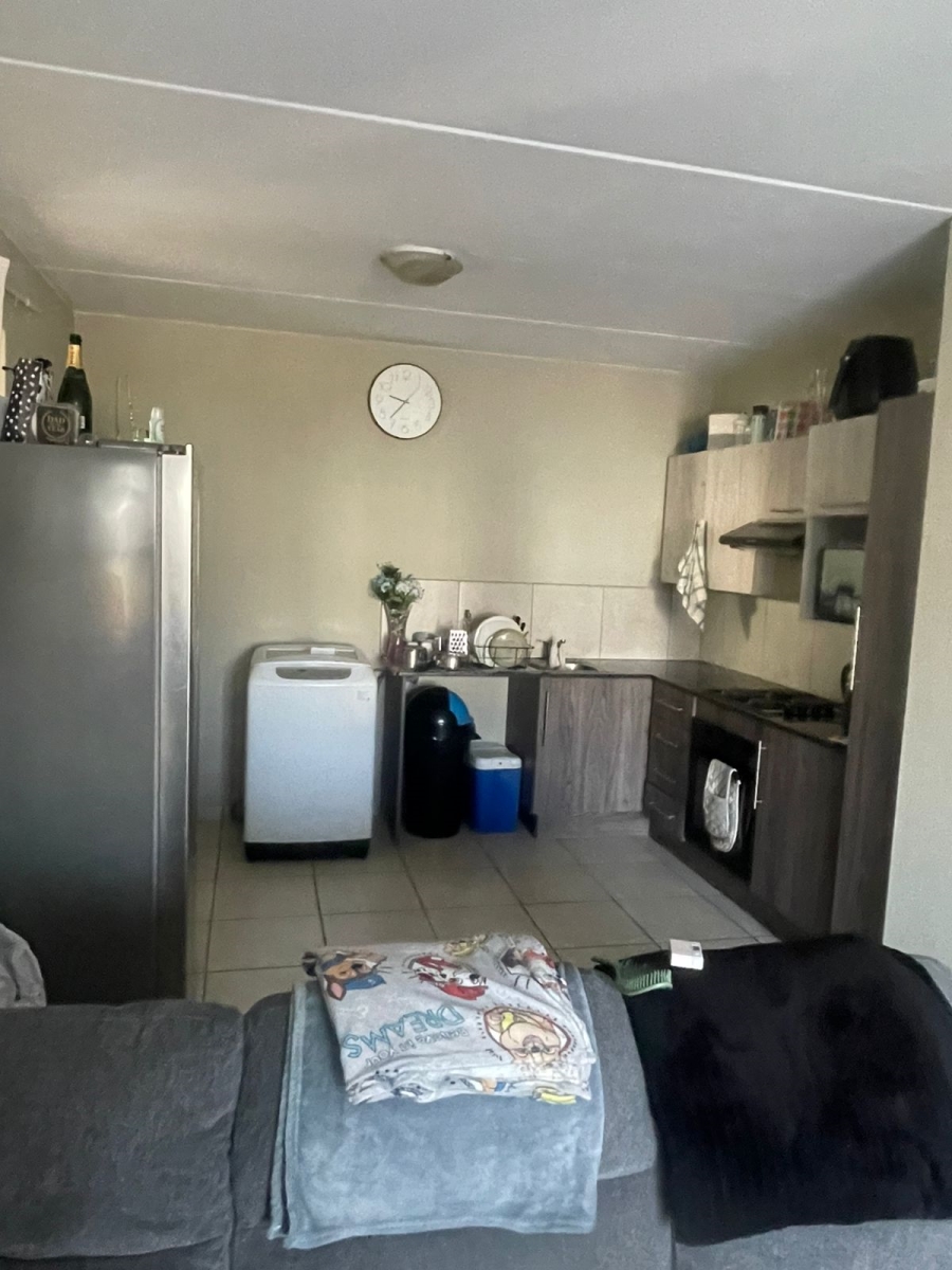 To Let 2 Bedroom Property for Rent in Norton Park Gauteng