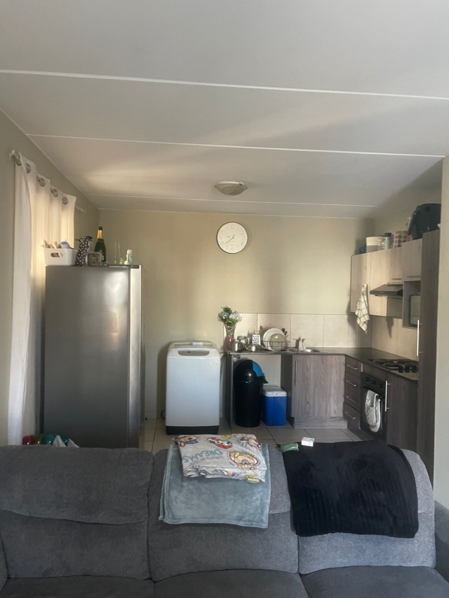 To Let 2 Bedroom Property for Rent in Norton Park Gauteng