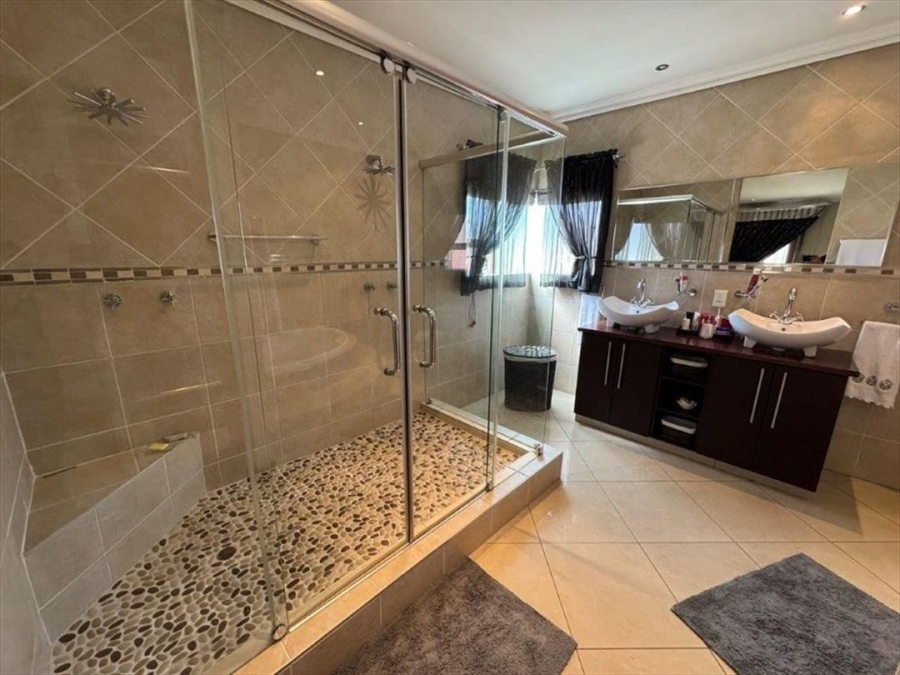 4 Bedroom Property for Sale in Beyers Park Gauteng
