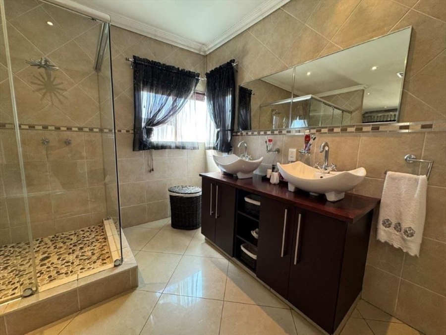 4 Bedroom Property for Sale in Beyers Park Gauteng