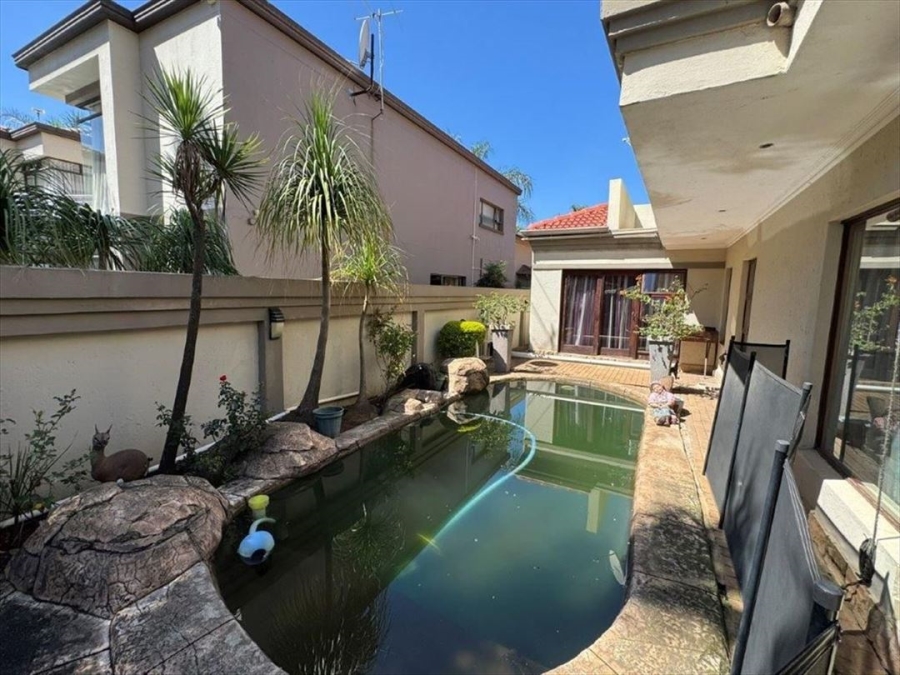 4 Bedroom Property for Sale in Beyers Park Gauteng