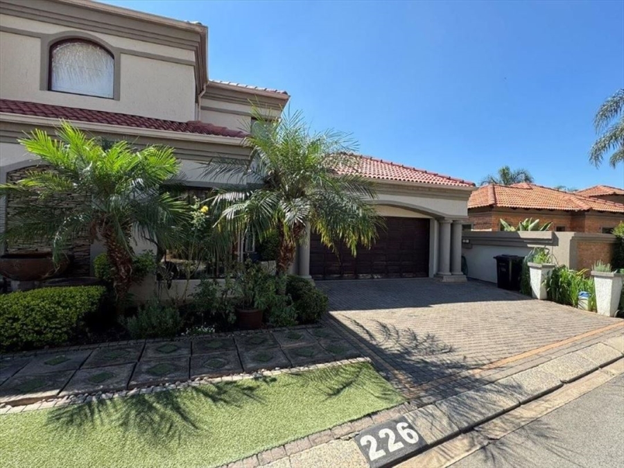 4 Bedroom Property for Sale in Beyers Park Gauteng