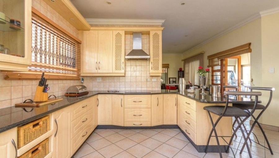4 Bedroom Property for Sale in Van Riebeeck Park Gauteng