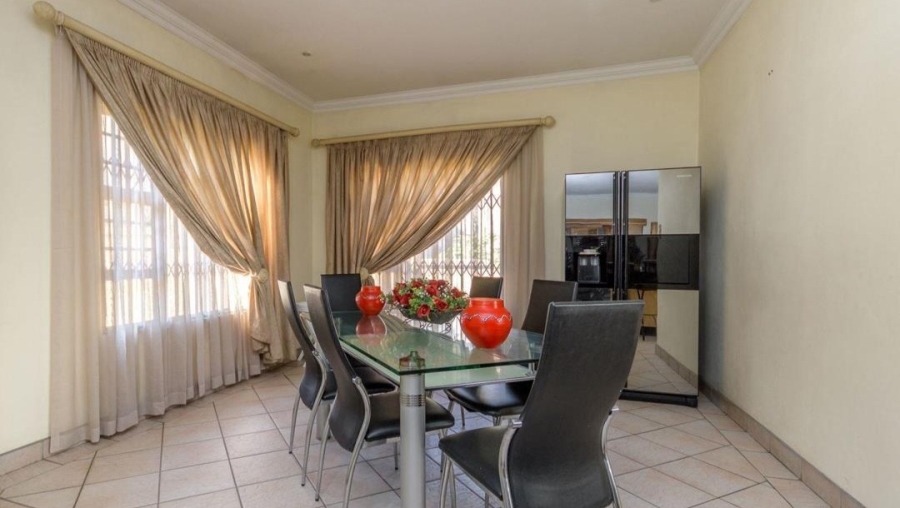 4 Bedroom Property for Sale in Van Riebeeck Park Gauteng